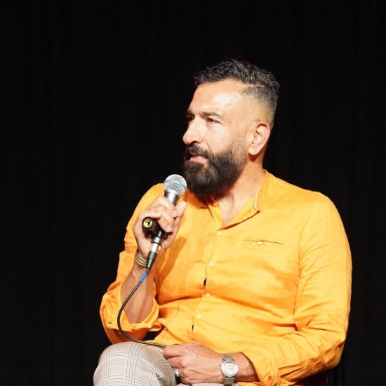 Épisode 42: „Unendlich ist die Nacht“ – le premier roman de Pedro Kadivar, écrivain franco-iranien à Berlin